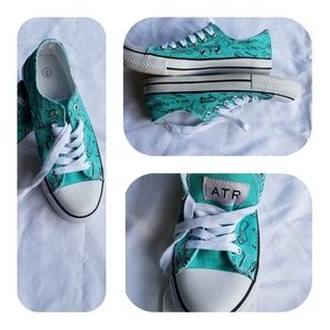 Hair Stylist Sneakers